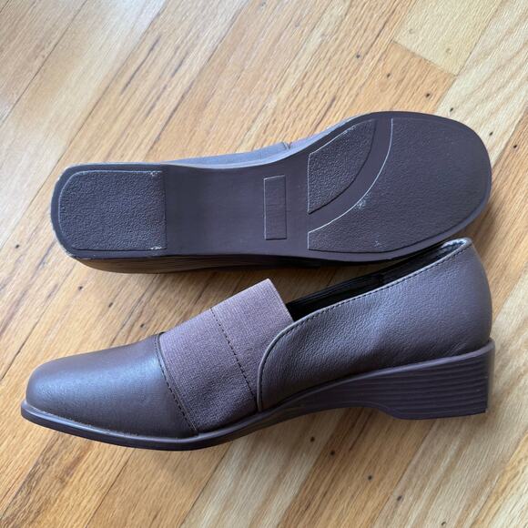 Dr. Leonard's Brown Leather Flat Comfort Shoes Size 9M Mature Slip On - Picture 5 of 12